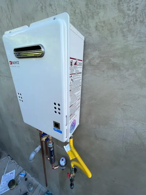 Tankless water heater installation for Viewpoint homes